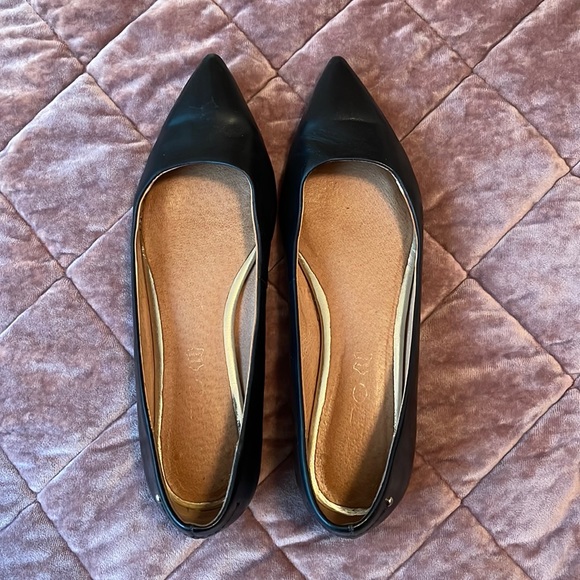 Aldo Shoes - Black Leather Aldo Flats